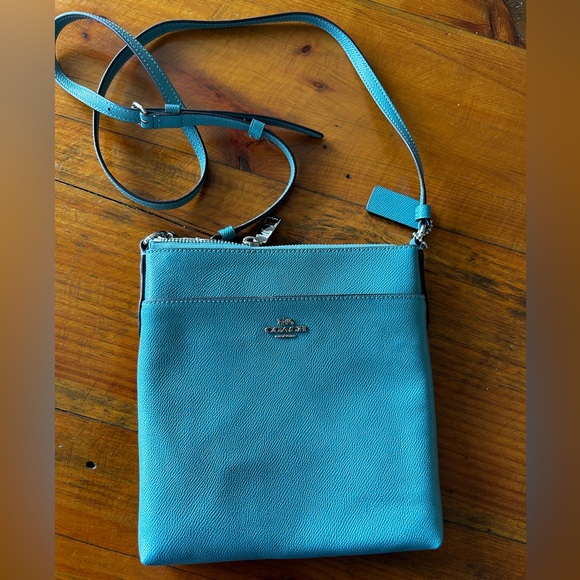 Brand New Coach Kitt Messenger Crossbody - Picture 2 of 3